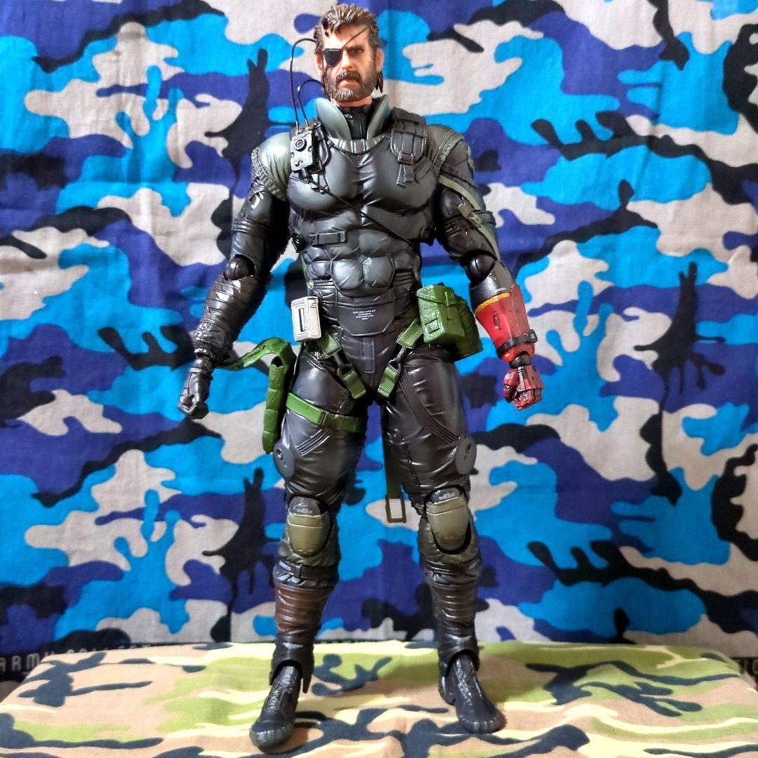 プレイアーツ改 メタルギアソリッド５ ヴェノムスネーク(中古品•ブリスター破損)