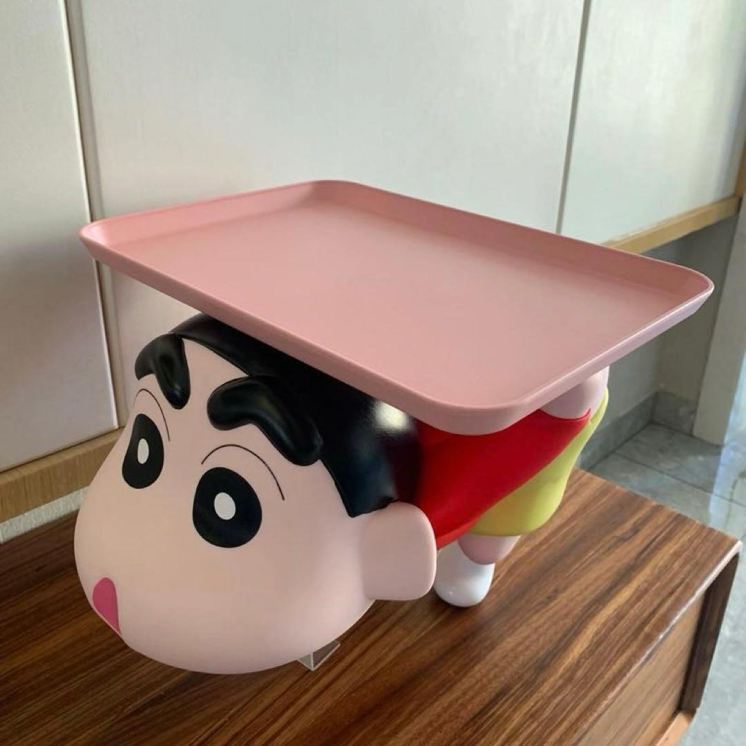 クレヨンしんちゃん トレー付きフィギュア約36cm