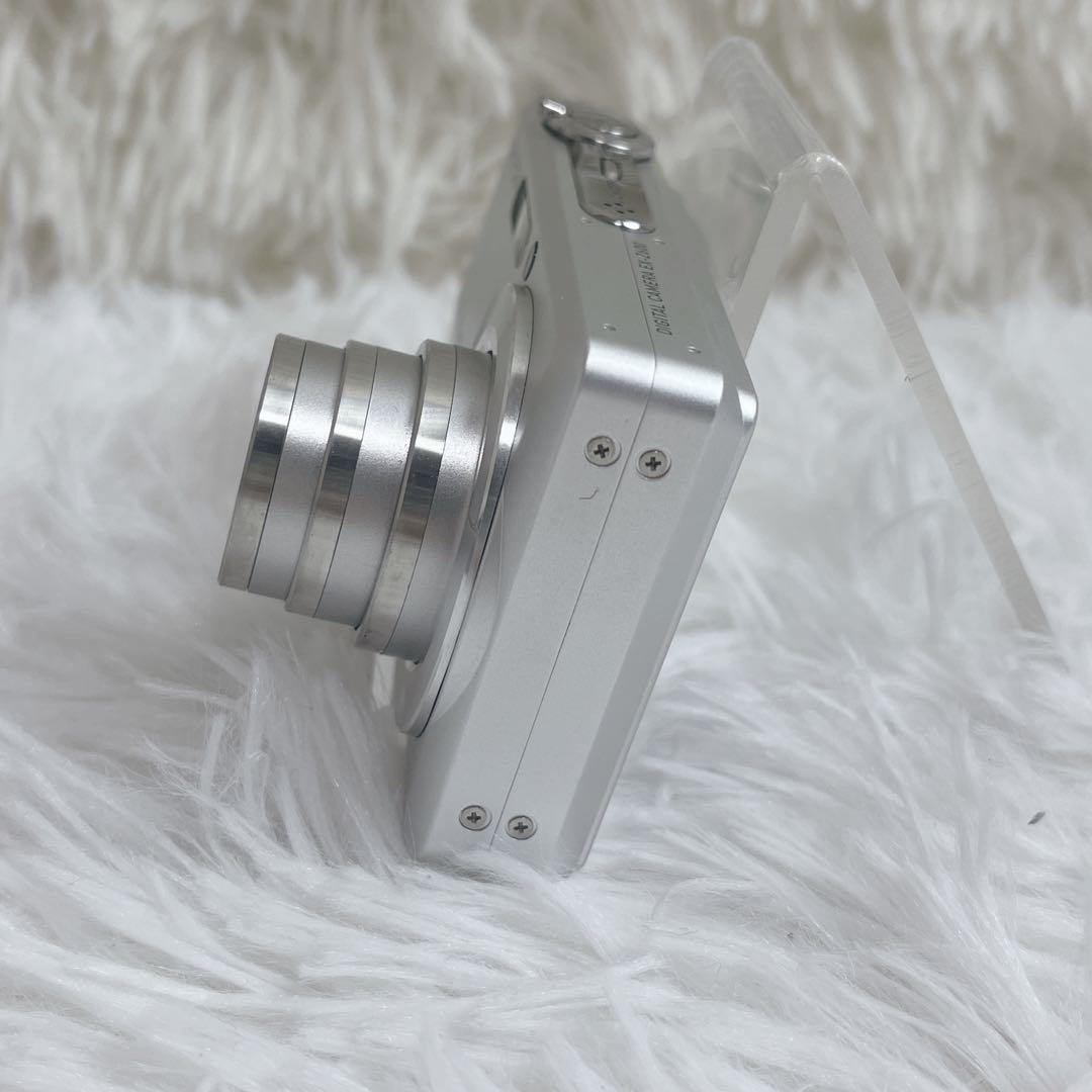 稼動品 CASIO EXILIM EX-2600 シルバー コンデジ デジカメ