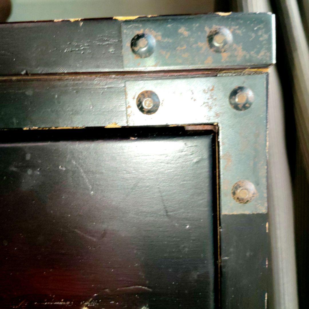 レトロ 骨董品 民芸調 モダン和箪笥　民芸家具 伝統的な木製 箪笥