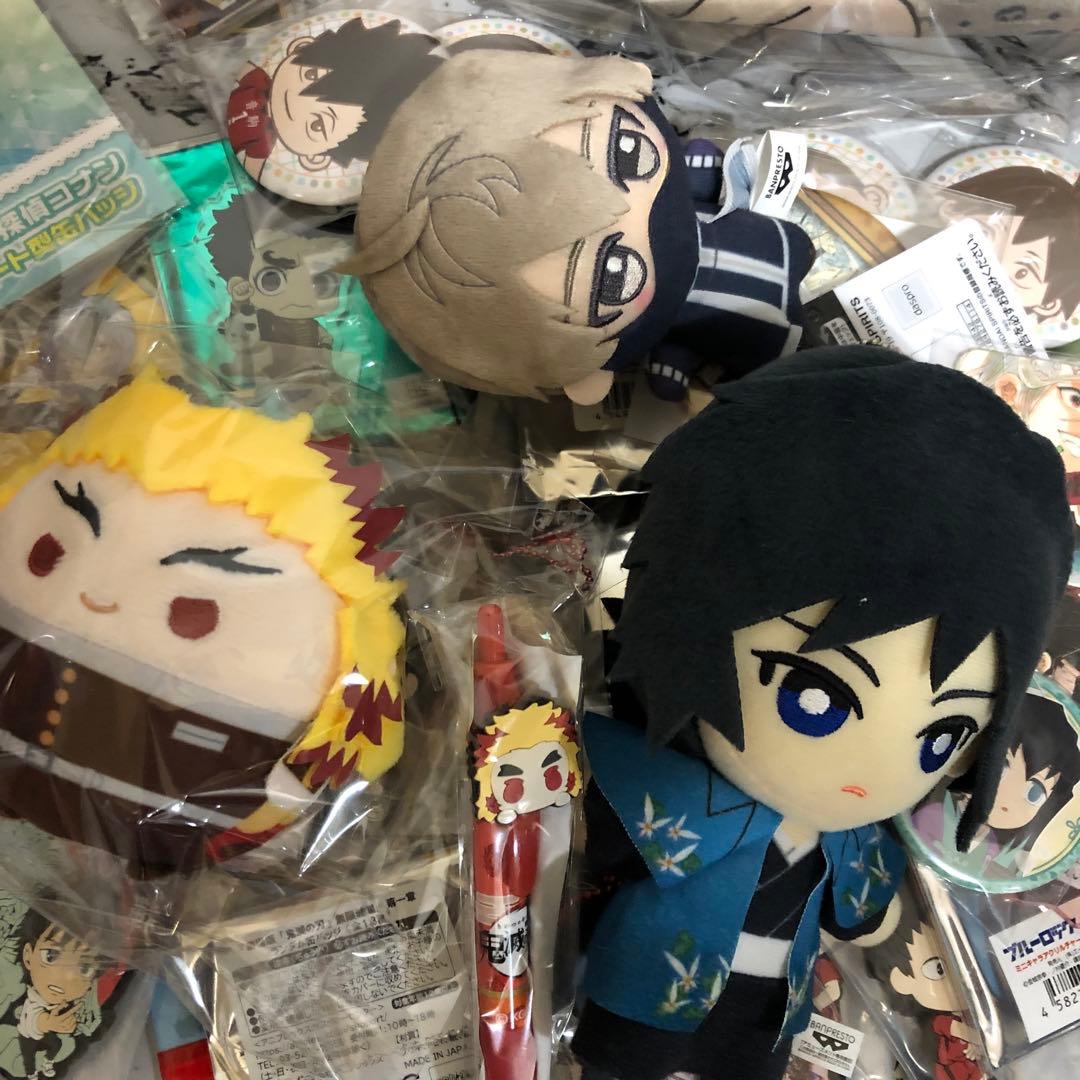 ノンジャンル　大量　まとめ売り　アニメグッズ　キャラクターグッズ　400点以上