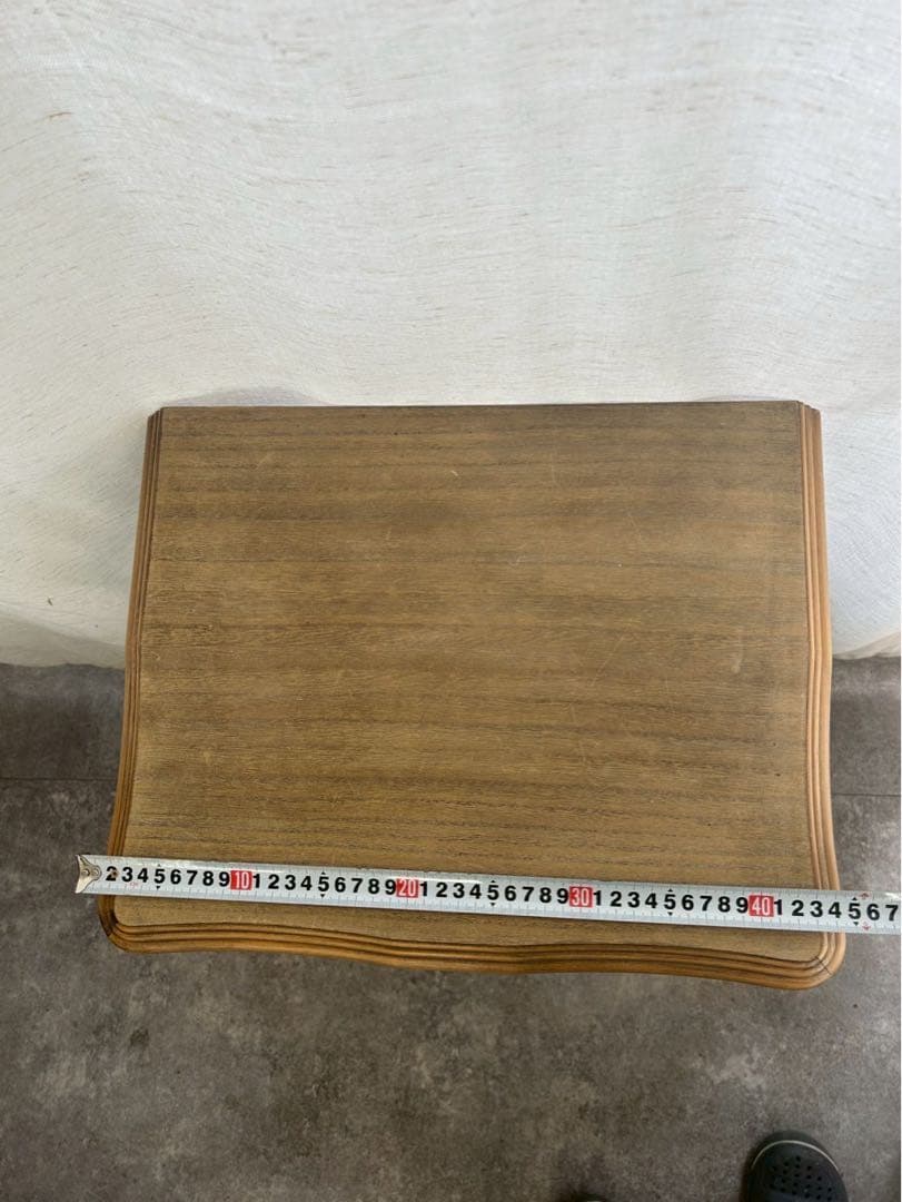 黒い木製クラシックキャビネット