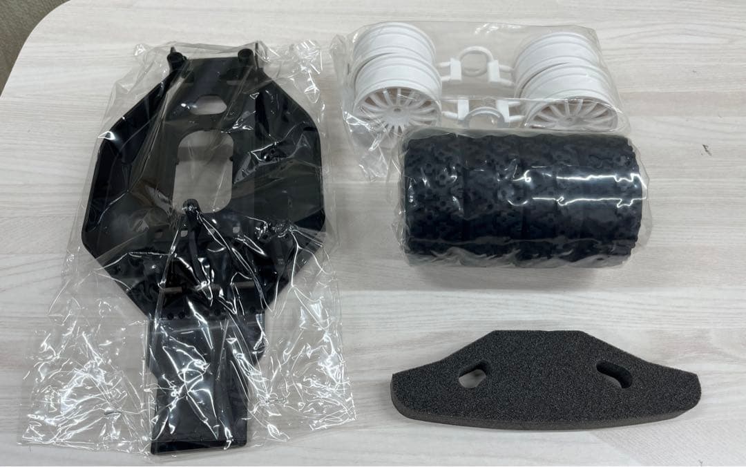 TAMIYA ランチア デルタインテグラーレDF-03 Raシャーシ　1/10