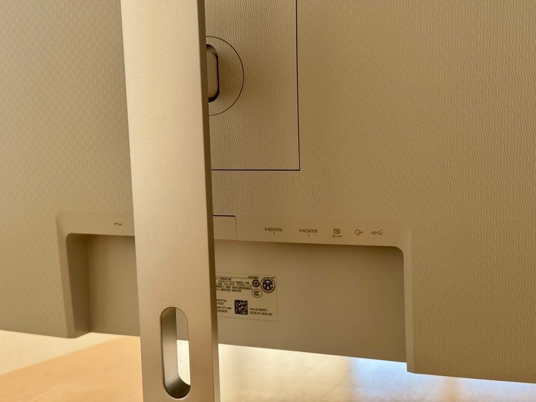 DELL S2722DC 27インチ モニター QHD/USB-C/スピーカー付