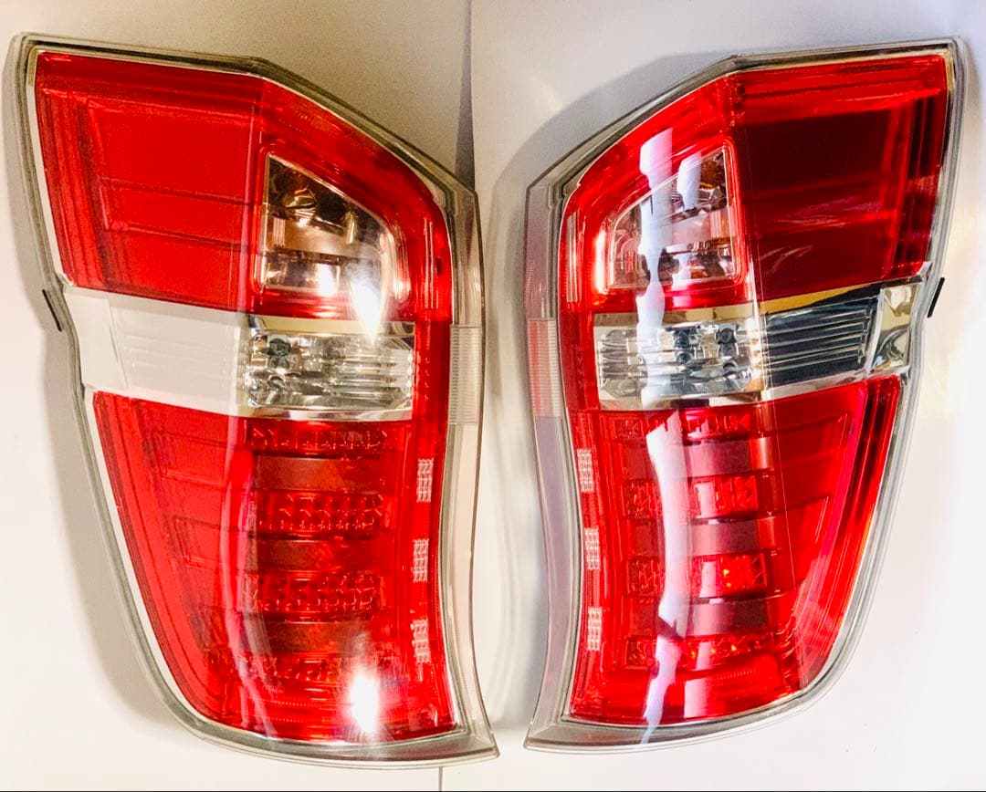 ステップワゴンRK 後期テールランプ　RK1