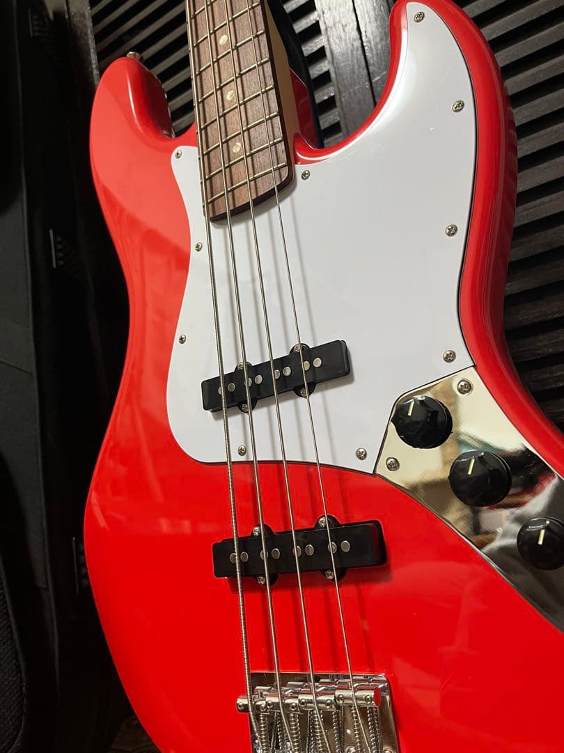 美品動作良好Squire by fender Affinity ジャズベース