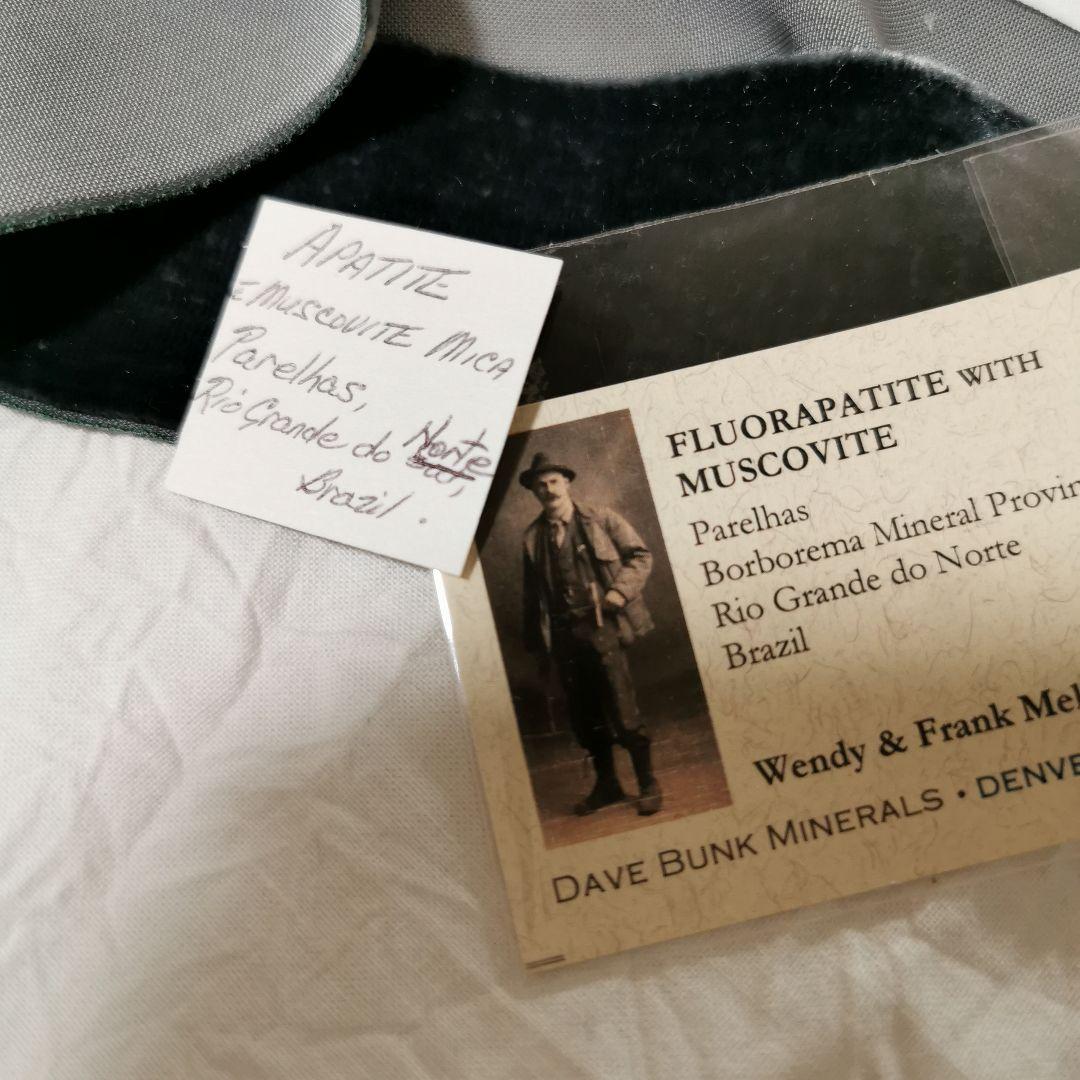 鉱物標本　弗素燐灰石　 Fluorapatite