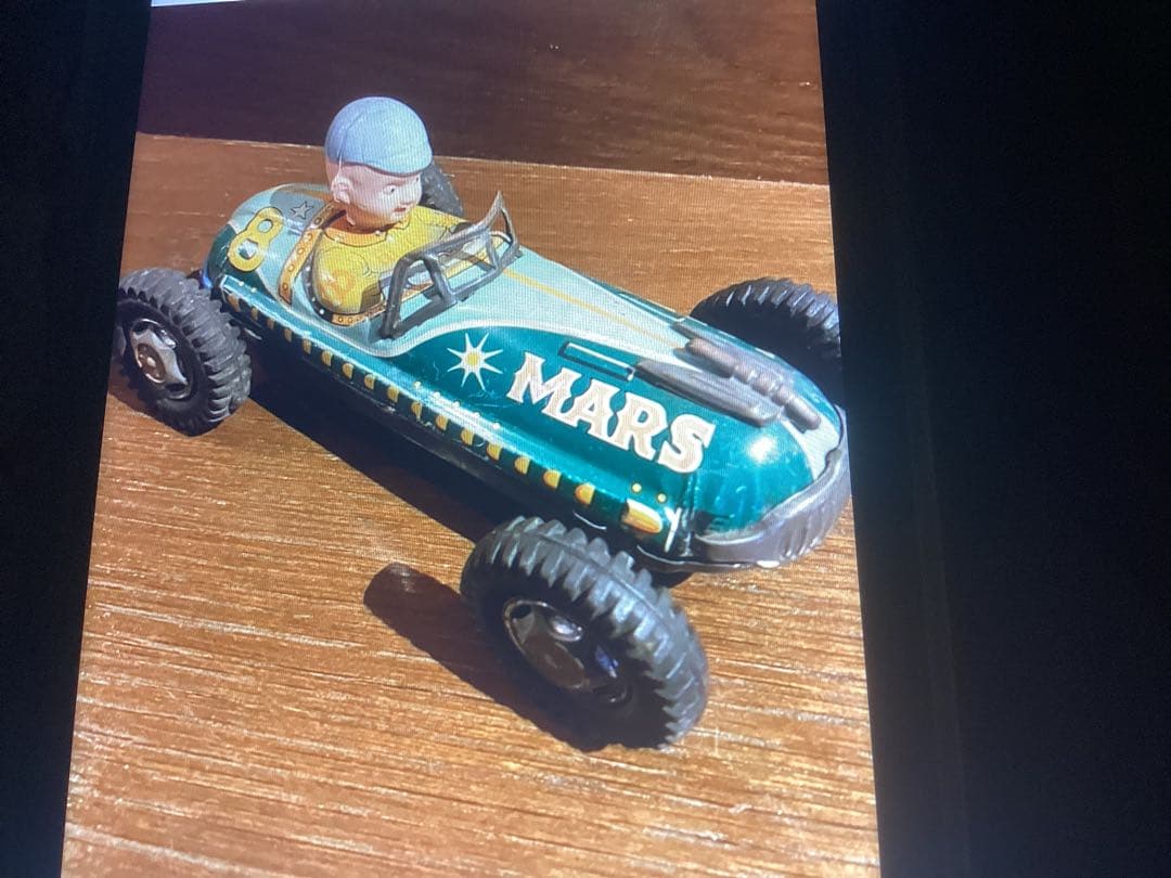 レトロカー ドライバー人形付き