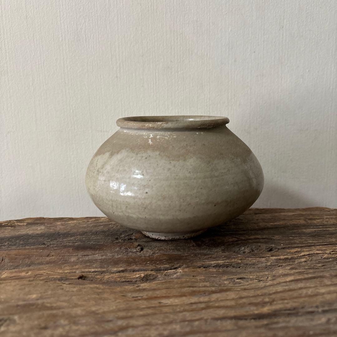 李朝壷　丸壷　白磁　塩笥壺　韓国骨董品.スッカラ.アンティーク.古民芸.立原正秋