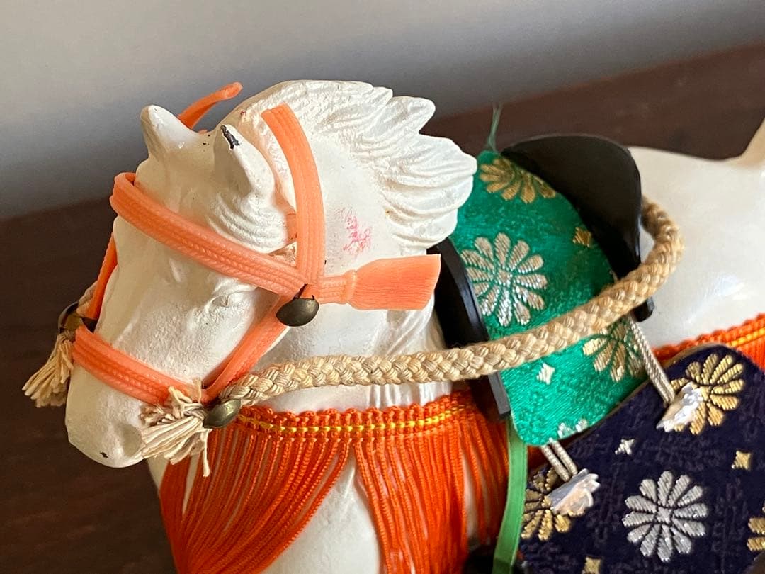 御神馬の置物(牧光作　ケース無し)