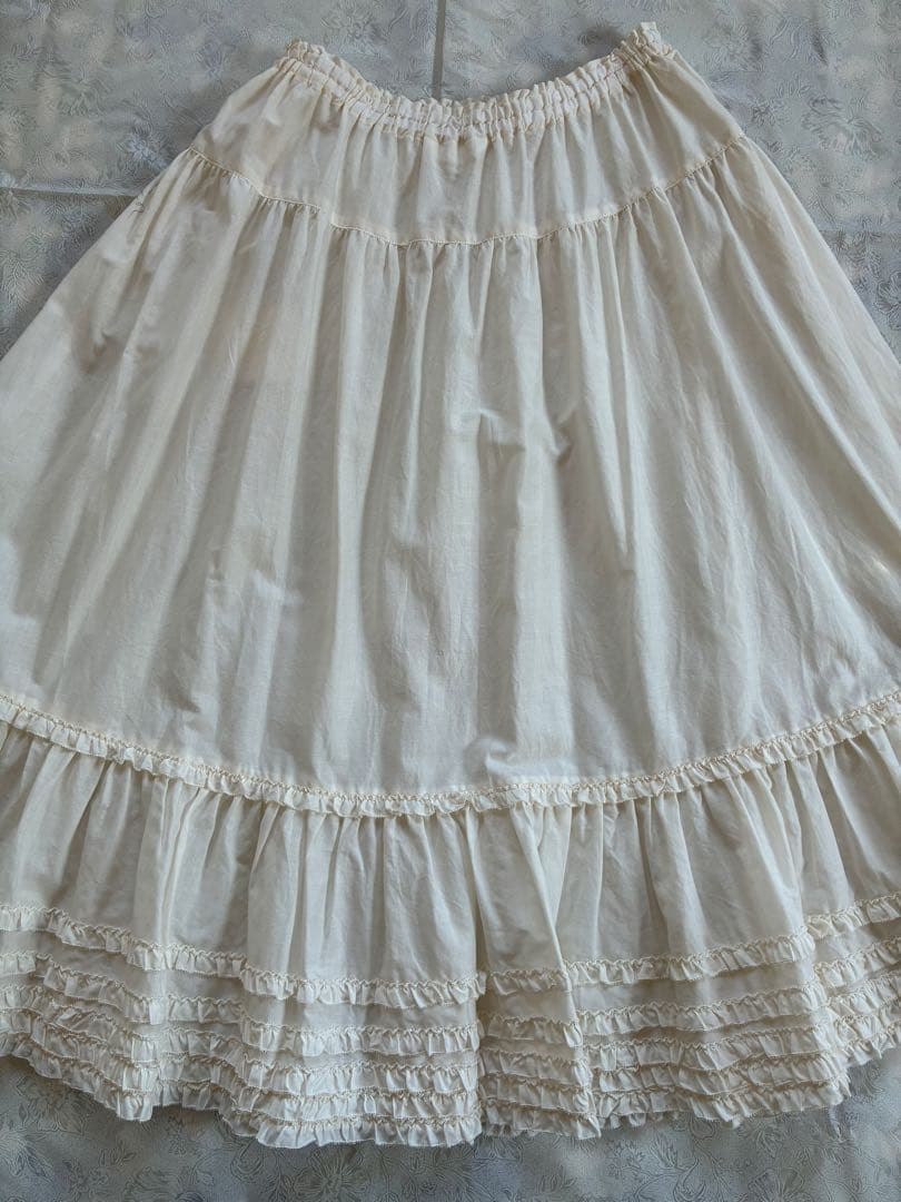 ピンクハウス❤️【未着用】シンプル綿ローンのミディ丈スカート❤️