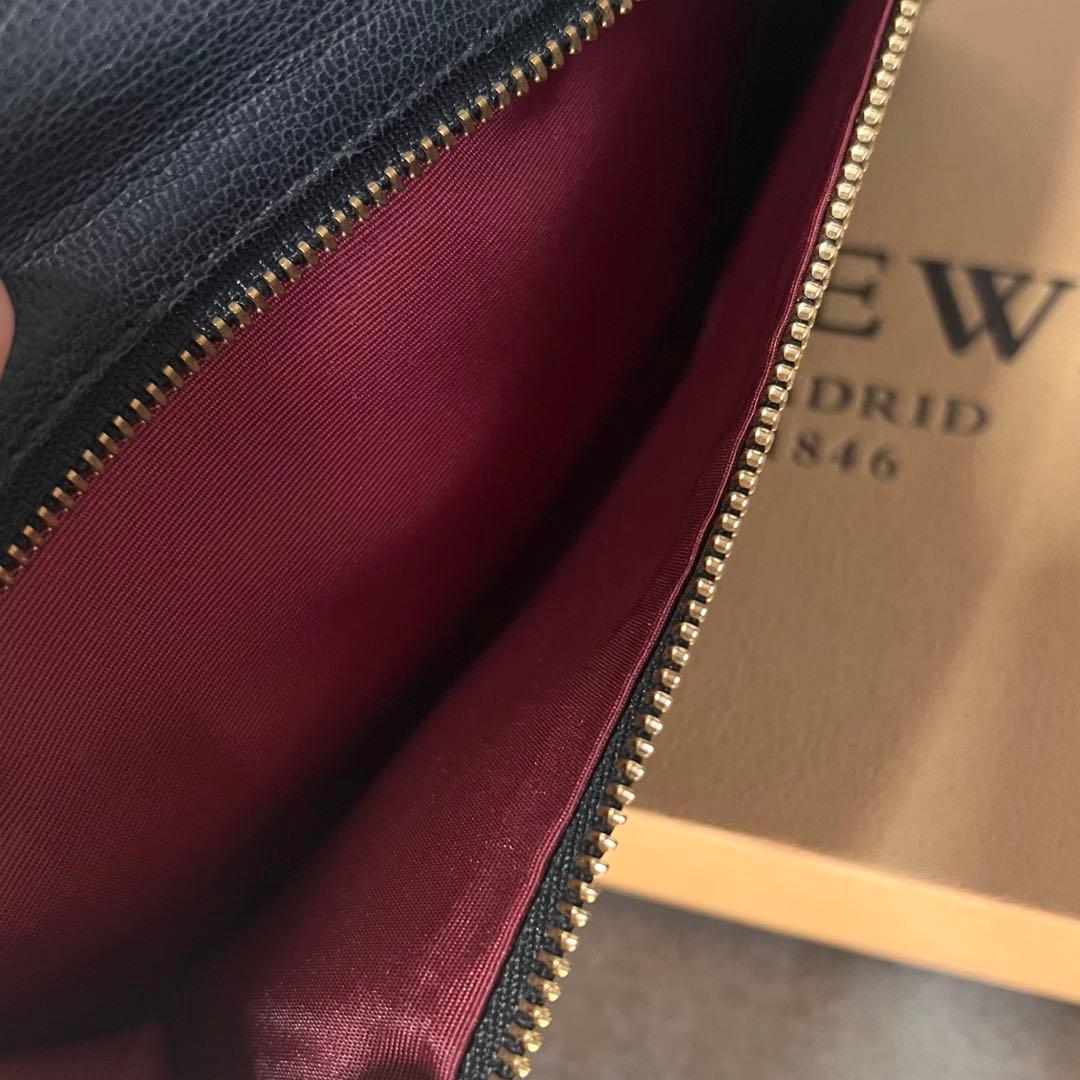 ロエベ LOEWE 二つ折り長財布 AMAZONA 113.95.F11