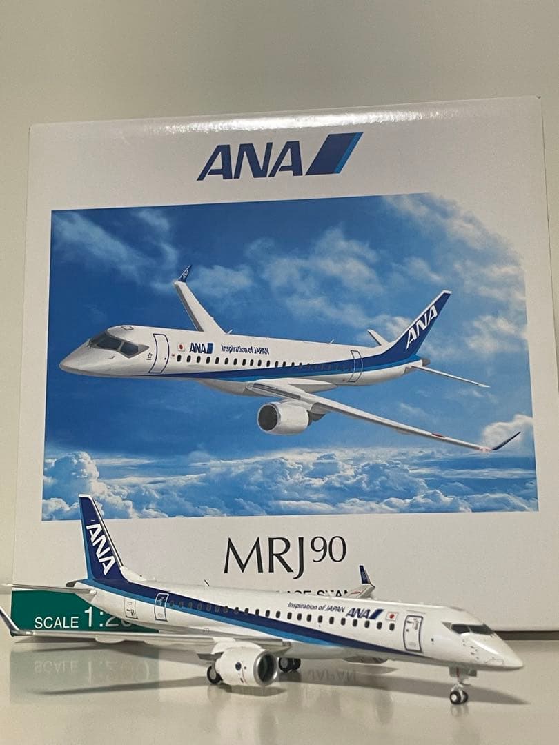 全日空商事　ANA 三菱MRJ90 1/200 NH29010