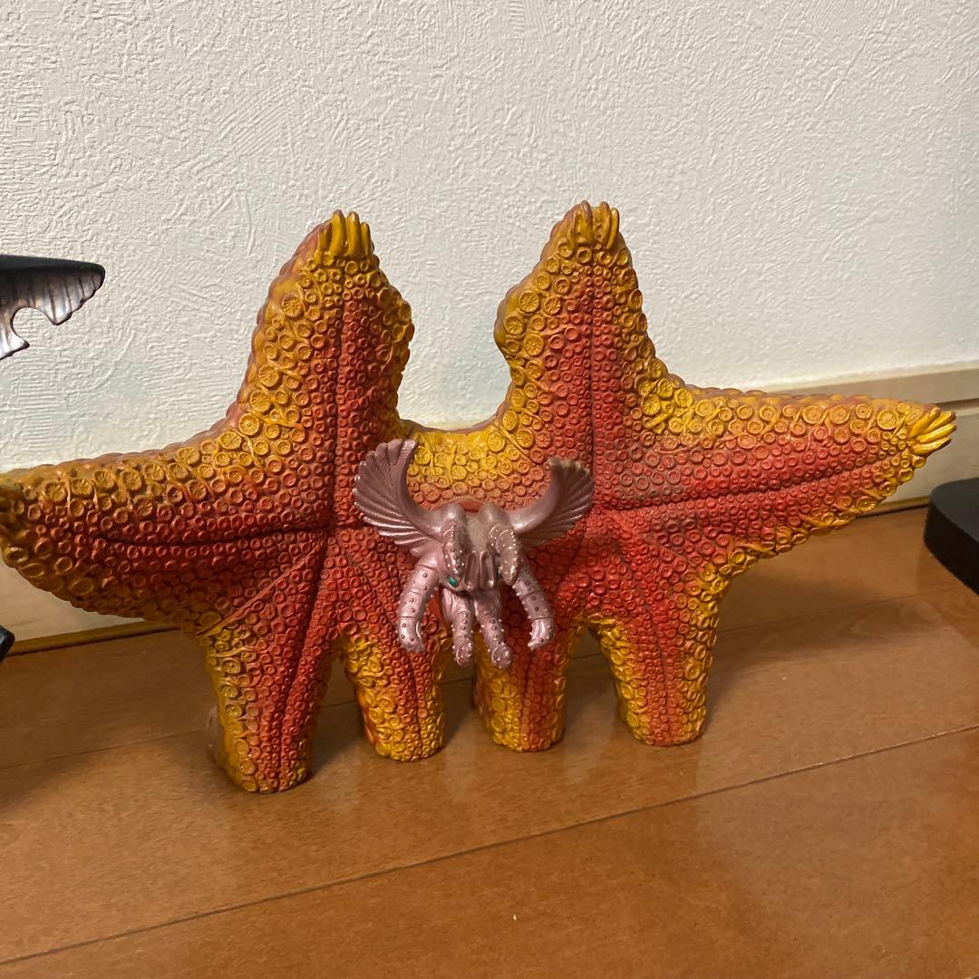 バンダイ製 ウルトラマンパワード ソフビ 18体セット