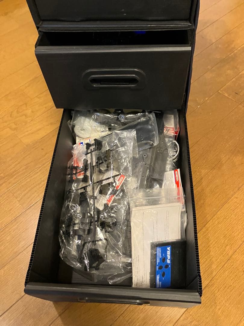 タミヤ　TA06メカ＆オプションその他パーツ付き