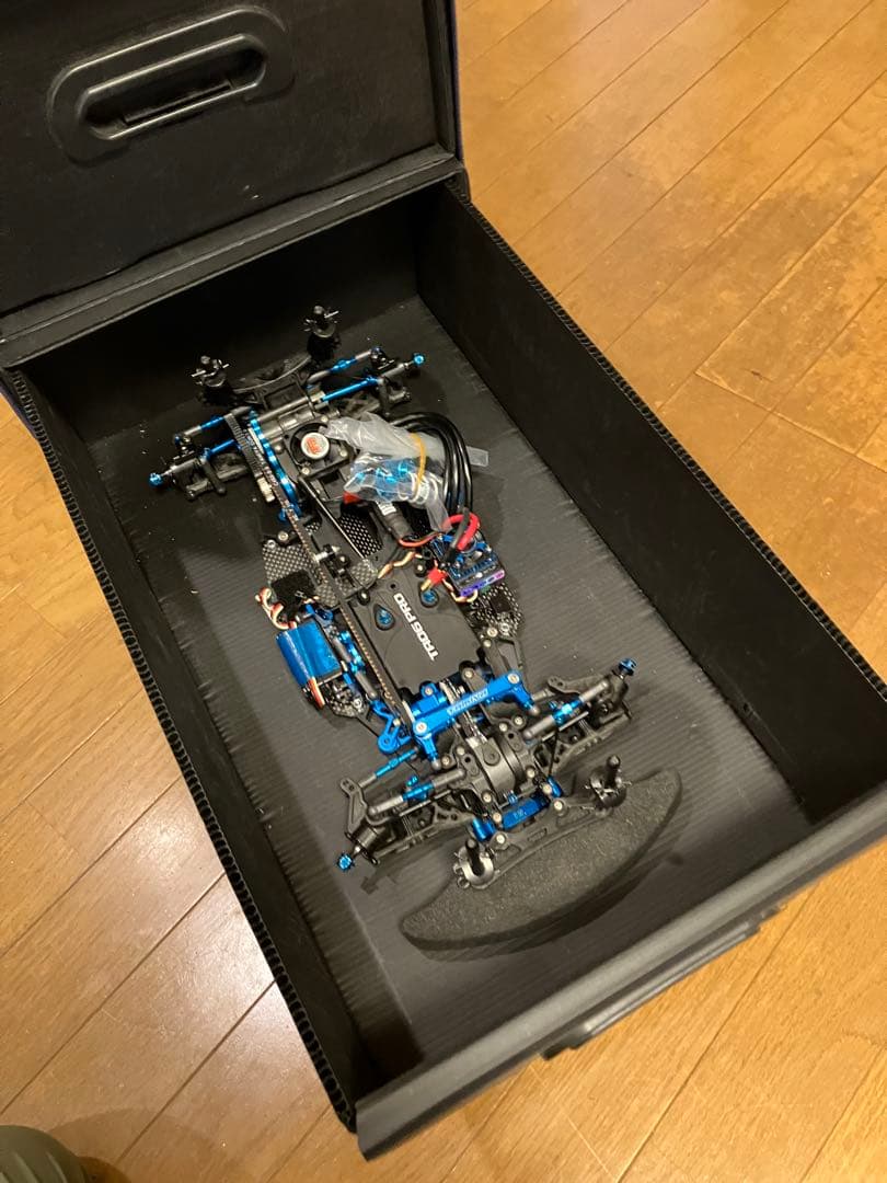 タミヤ　TA06メカ＆オプションその他パーツ付き