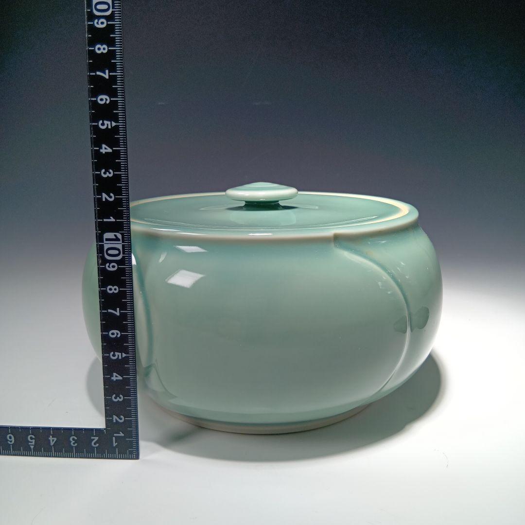 値下げ茶道具　加藤藤山作　青磁捻梅水指　 共箱　美品