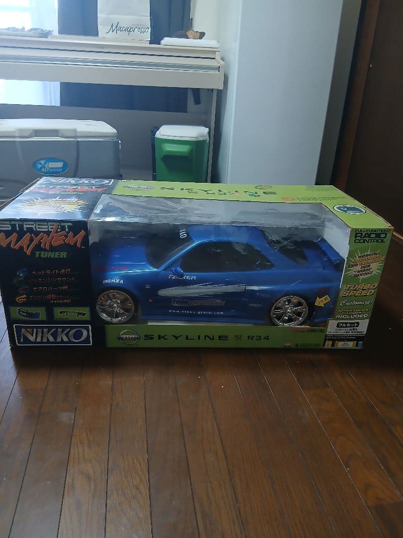NIKKO GT-R.R34.1/5青色激レア完全動作品.送料込み。