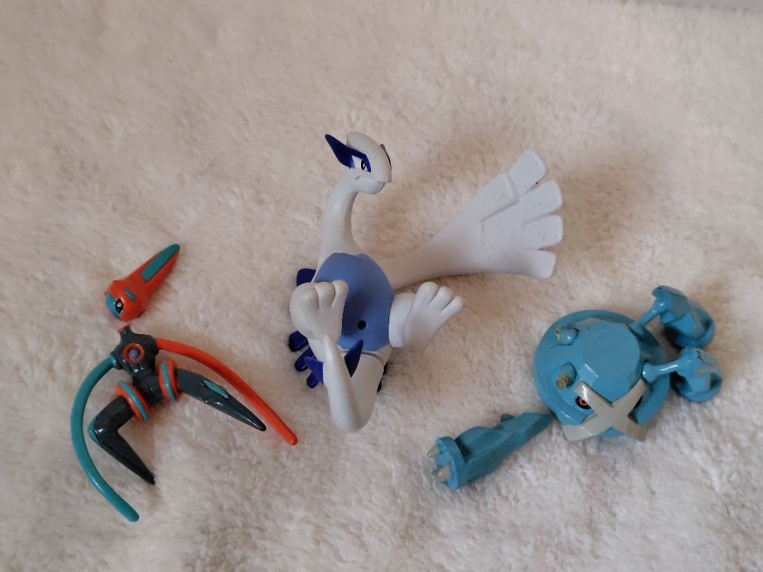 ポケモンフィギュア　モンポケ　TOMY　任天堂