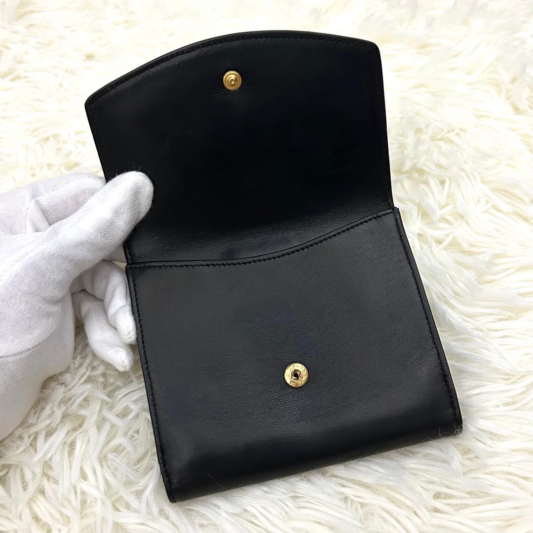 【美品】CHANEL 二つ折り財布 ココマーク 箱 ギャランティカード付き