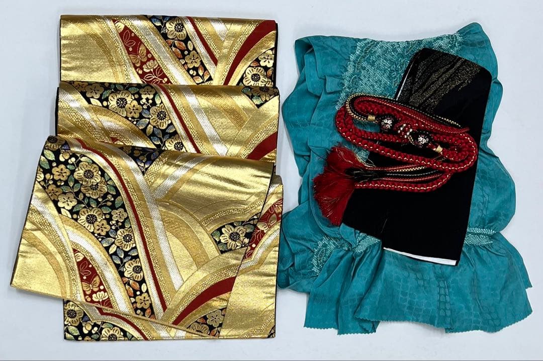 訳あり特価　振り袖　フルセット　金彩加工　刺繍入り　たたき染め　箔難あり626