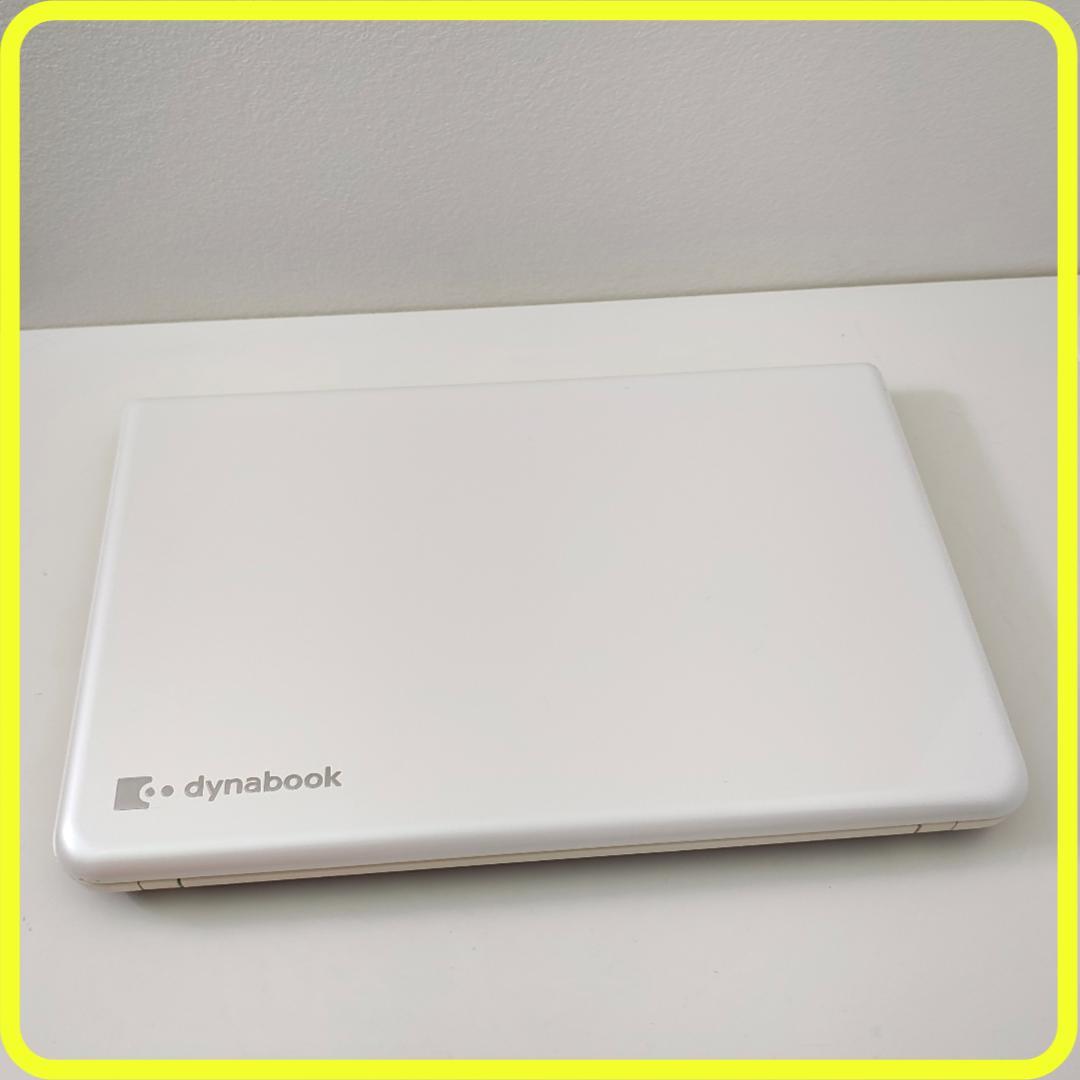 白　新品SSD256GB⭐️windows11　ノートパソコン　カメラ　785