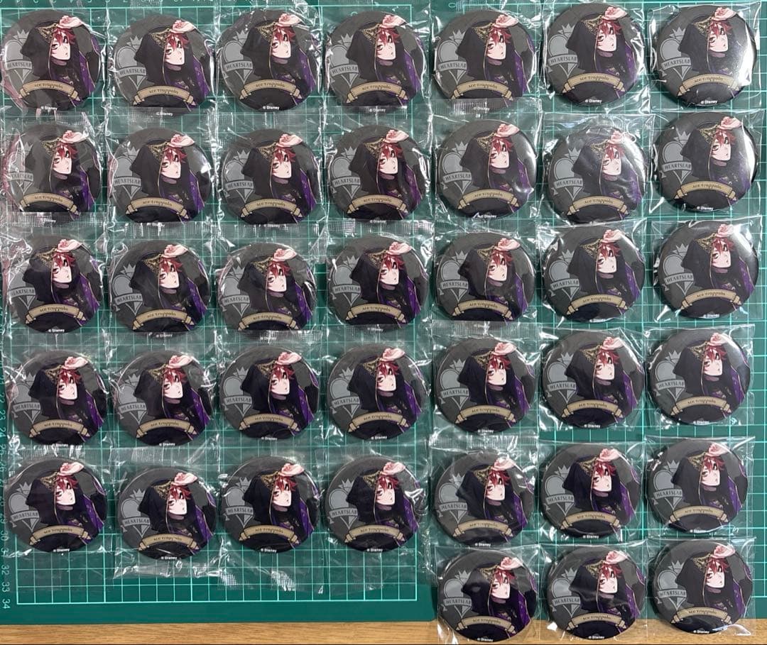 ツイステ エース 式典服 ハネストチョコ 缶バッジ 38点