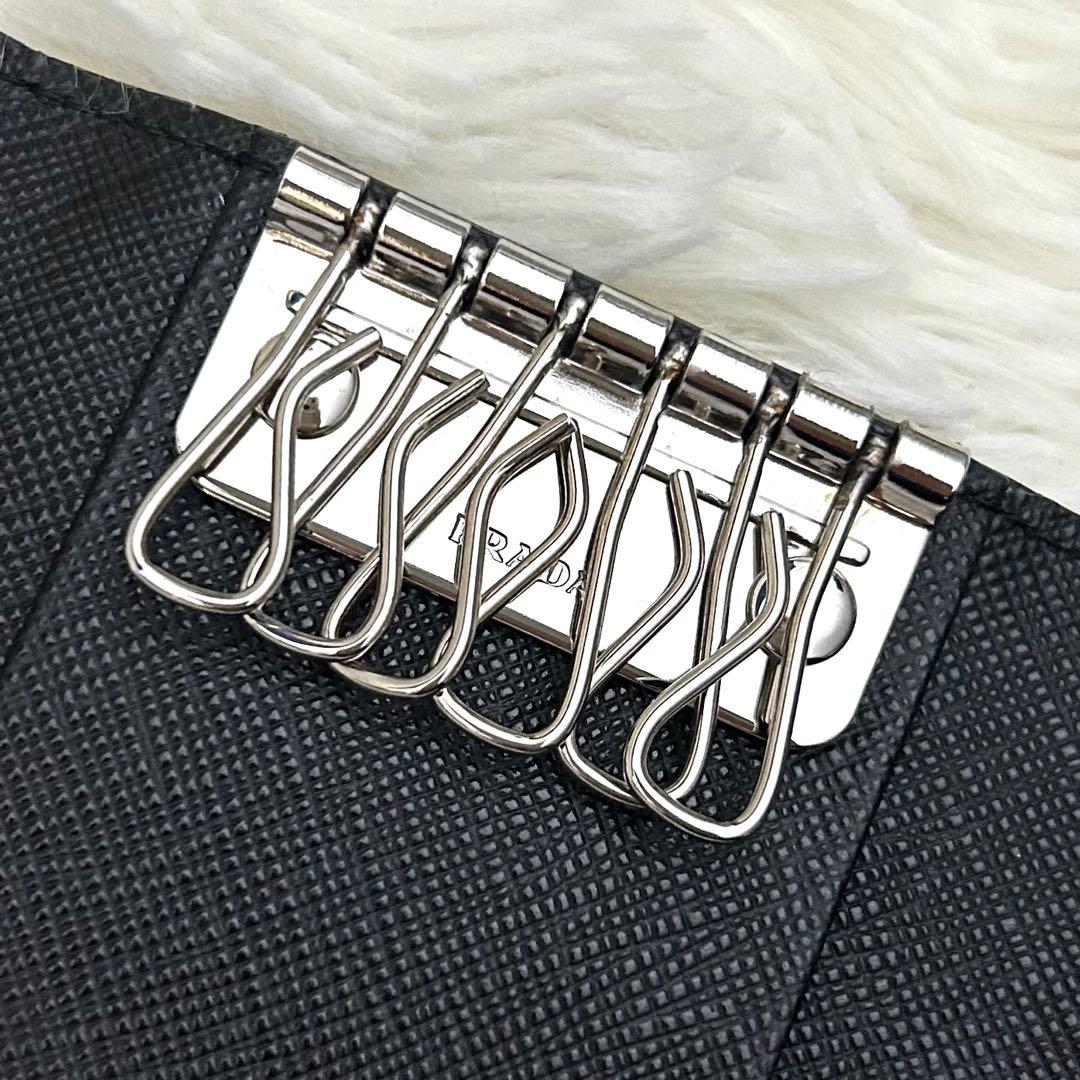 【美品】PRADA プラダ サフィアーノレザー 6連キーケース 鍵入れ ブラック