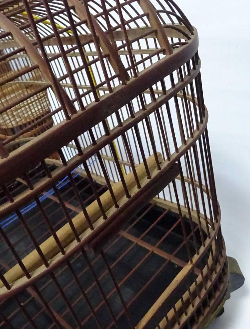 鳥籠ハンドメイド竹製鳥かご横45cm✕縦30cm奥行き28cmくらい止まり木付き