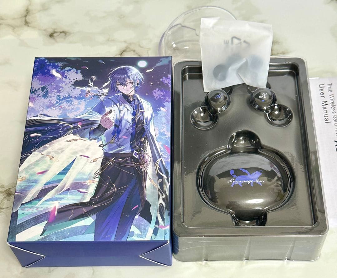 雪*。様 にじさんじ 小柳ロウ コラボ イヤホン ワイヤレス充電 ケース 3点セ