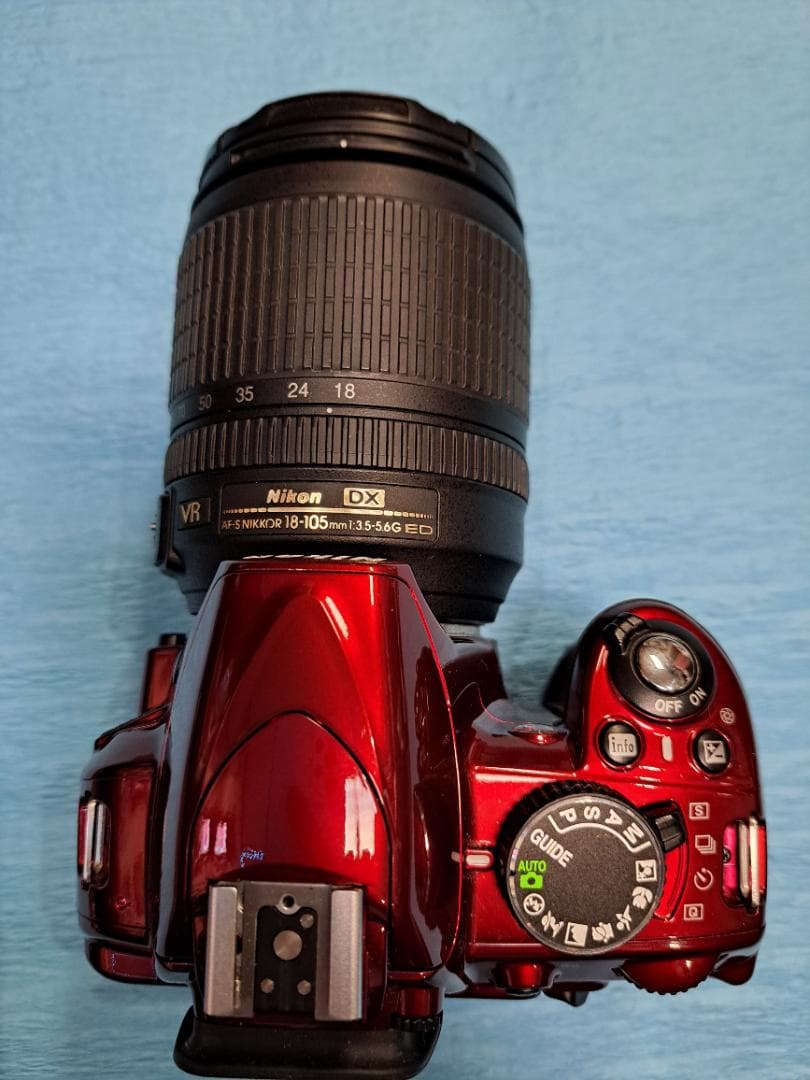 新春特別特価　Nikon D3100【大人気のメタリックRED】 ズームレンズ