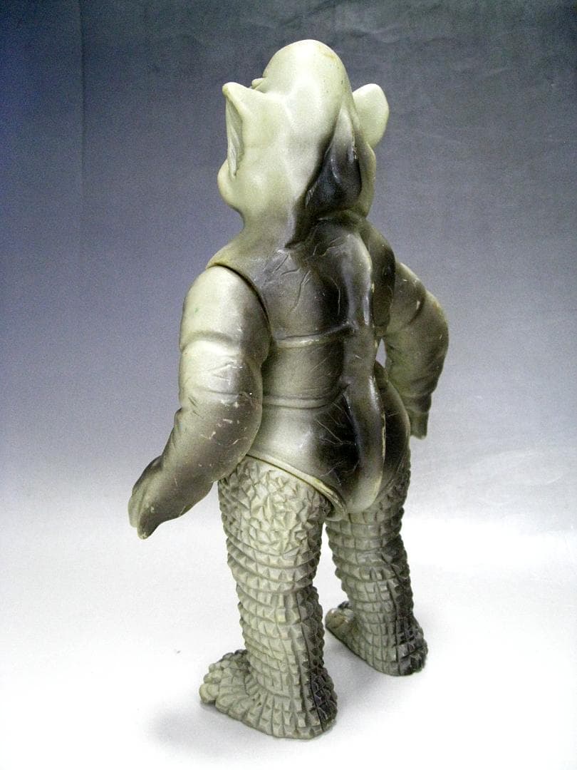 #当時物 #ブルマァク #メフィラス星人 #ソフビ #足裏落書き有 #マルサン