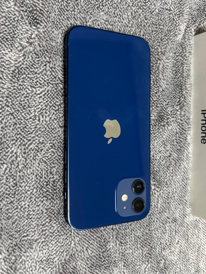Apple iPhone 12 青色 本体