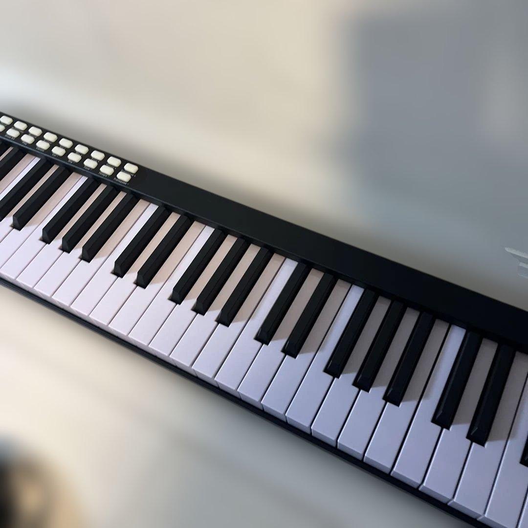 Longeye 電子ピアノ 88鍵盤 長時間利用可能 ペダル付　ロンアイ