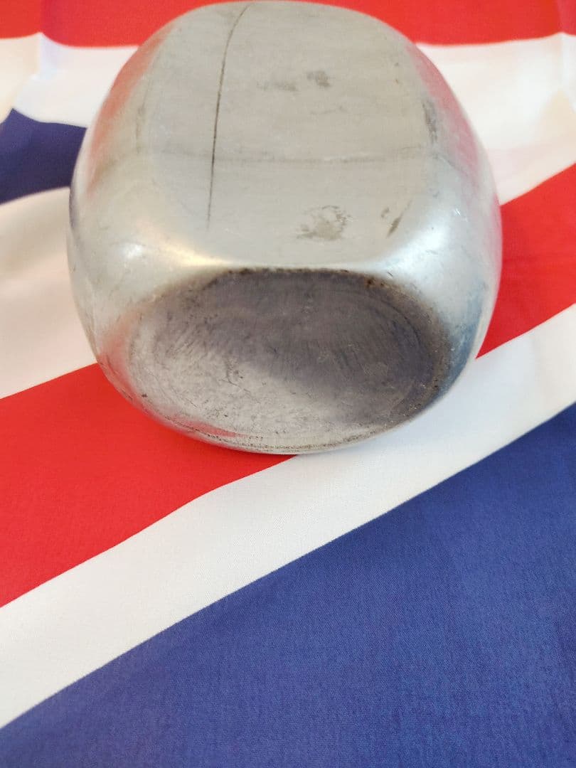 1944年型ビンテージイギリス陸軍放出品 キャンティ―ン 水筒 アルミ製81年前