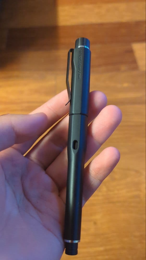 クルトガダイブ　マットブラック塗装