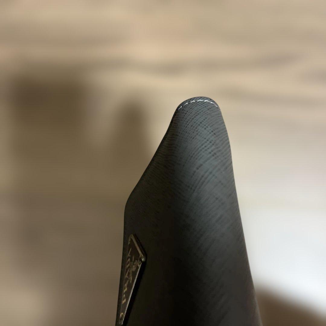 PRADA グレー 小銭入れ財布