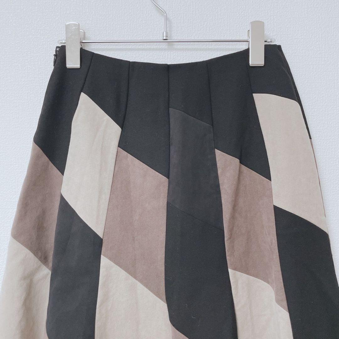 シビラ　スカート　フレア　毛100　スウェード風　日本製　総柄　ひざ丈　М