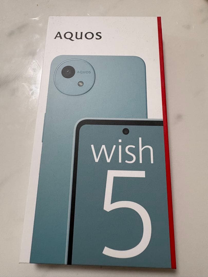 AQUOS with5 SIMフリー