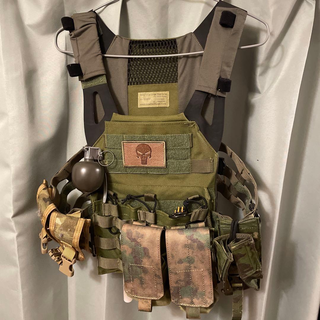 EmersonGear エマーソンギア　プレートキャリア付属品多数