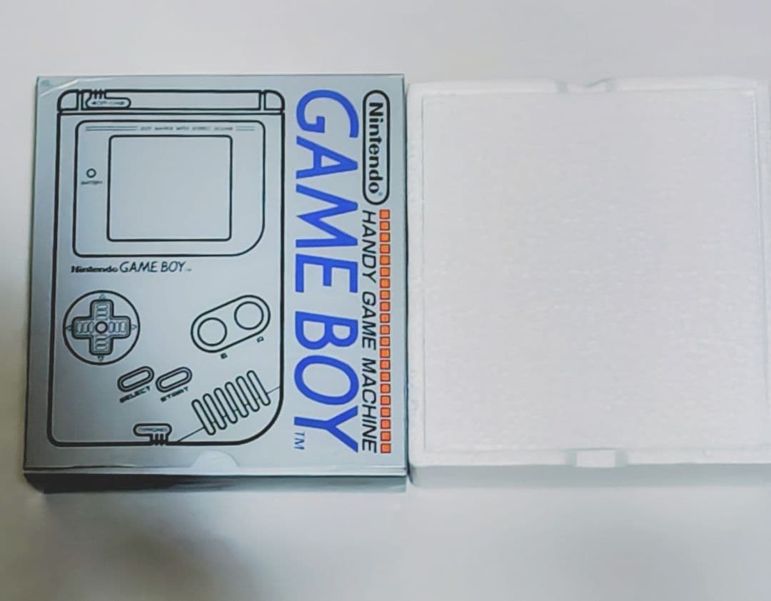 箱のみ美品！ 初代 ゲームボーイ空箱 (説明書、内スチロール、蓋付き！)