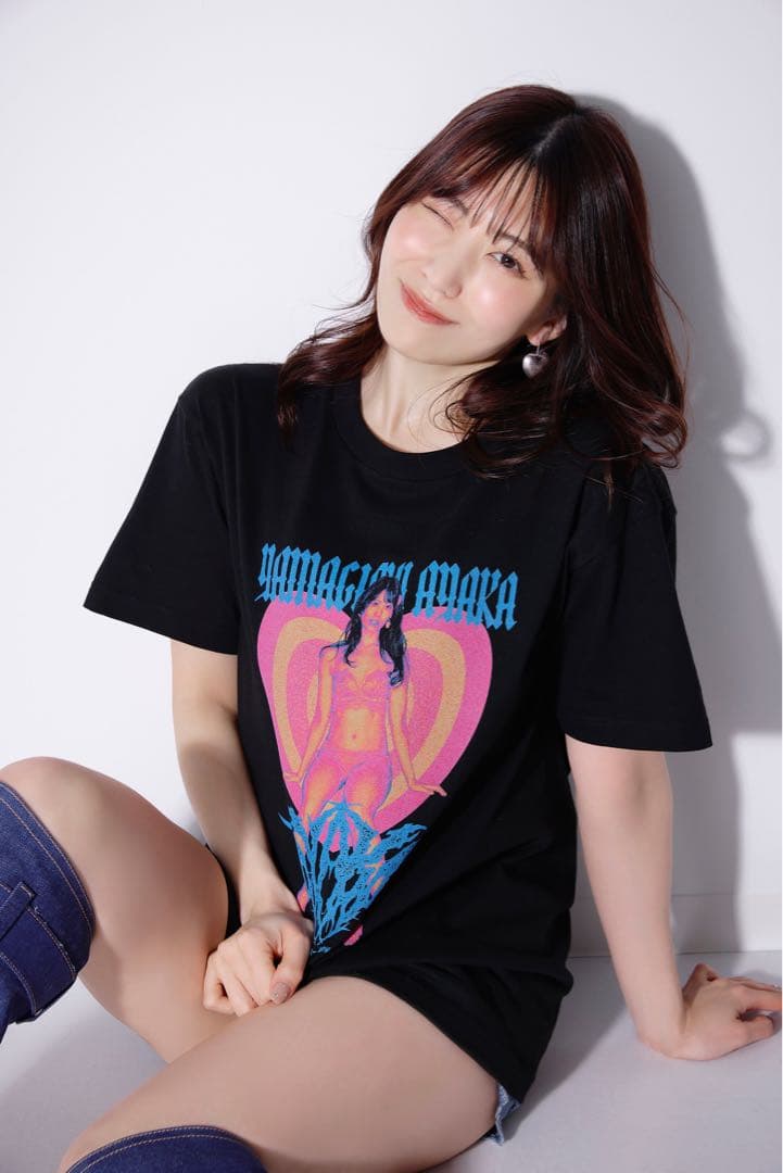 山岸あや花　Tシャツ　【YAMAGISHI AYAKA】 L TEE