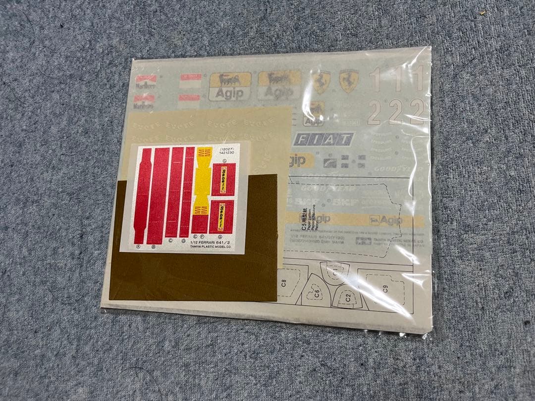 タミヤ　フェラーリ 641/2 (F190) 1/12スケール　未組み立て品