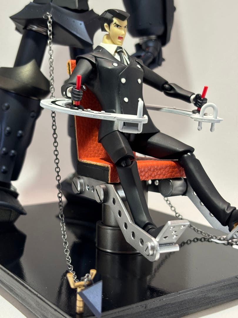 ビッグオー＋ロジャー・スミス　SHOW TIME！塗装完成品