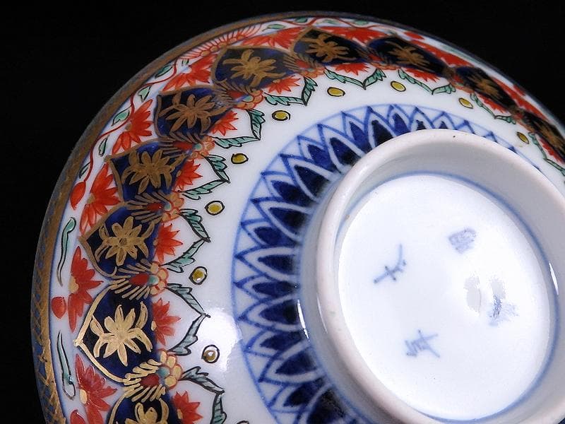 古伊万里　金襴手　瓔珞紋に龍の図　大振蓋茶碗　文政6年　D821AS-CIt