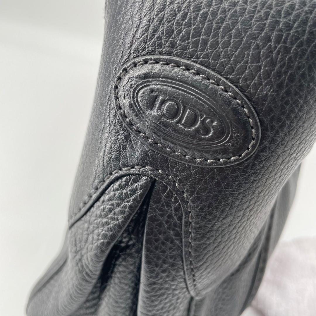 12496✨トッズ ミキー ワンショルダーバッグ 金具 レザー ハンドバッグ