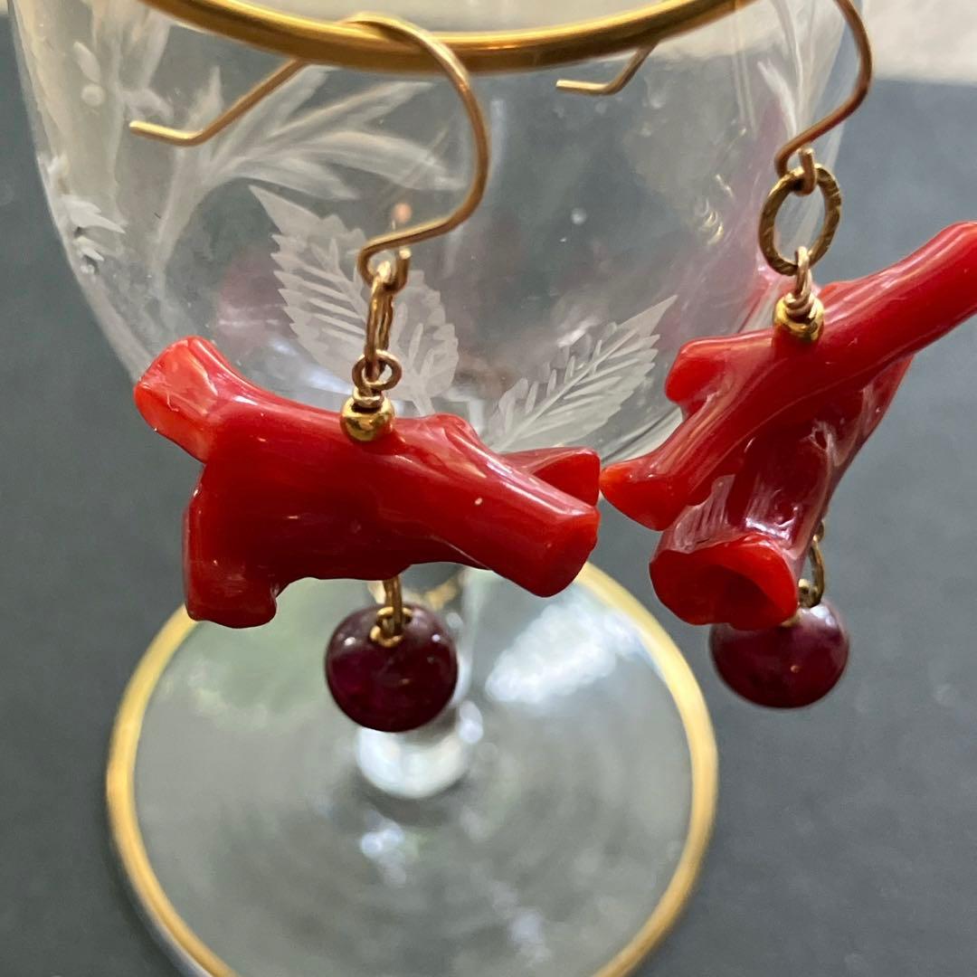 高級珊瑚　ピアス　ガーネット