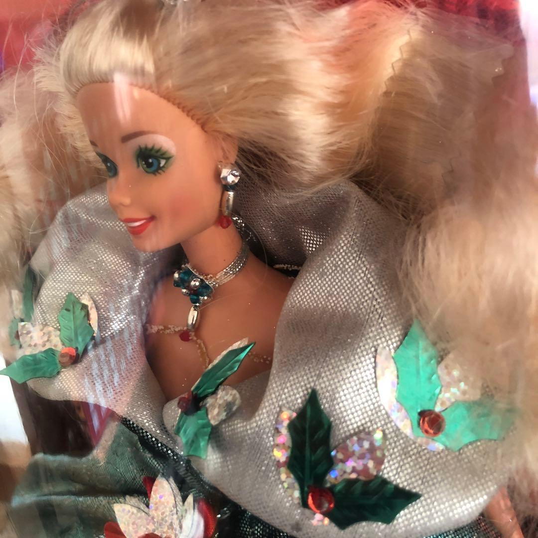 お値下げ中。マテル　バービー ハッピーホリデー　クリスマス