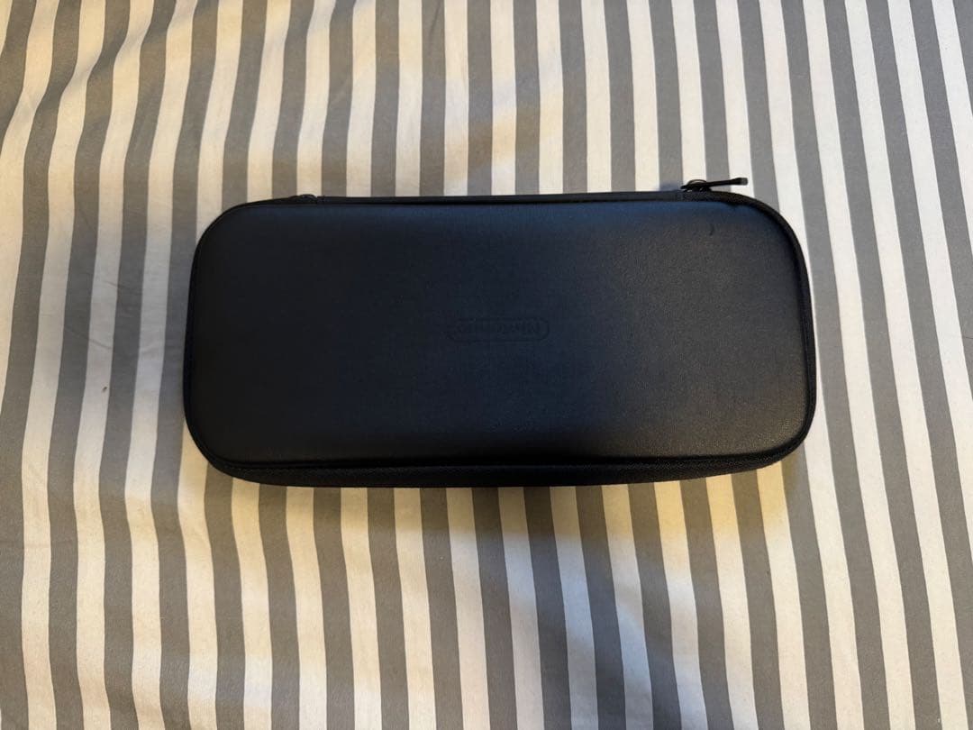 【中古】【動作確認済み】Nintendo Switch 本体+持ち運びケース