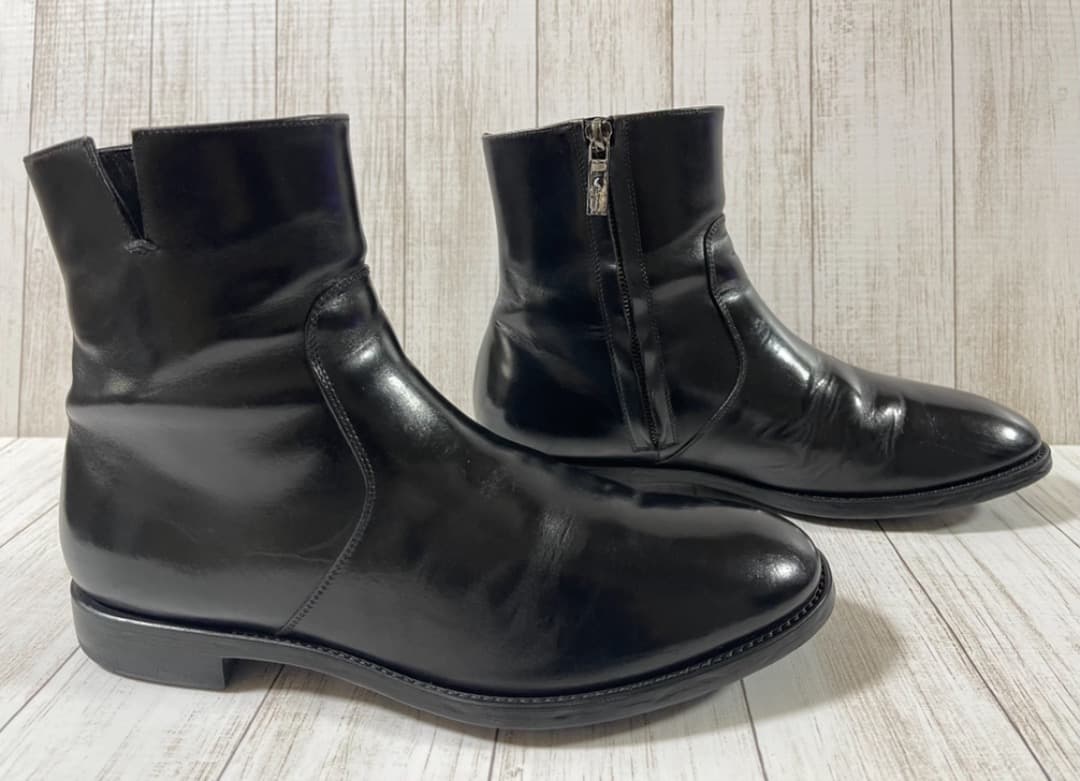 サルバトーレフェラガモ　サイドジップブーツ